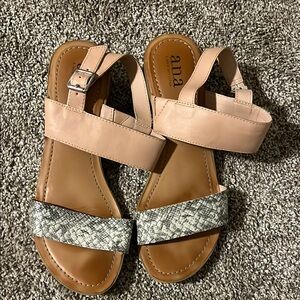 a.n.a Women's Pink and Gray Sandals